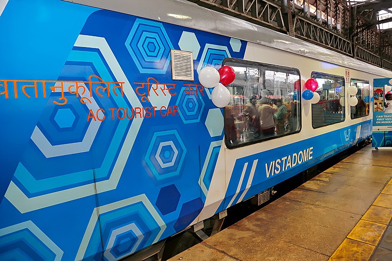 File:Deccan Express Vistadome Coach.jpg