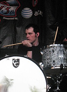 Derek Grant (cropped).jpg