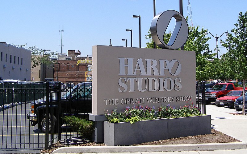 Файл:Harpo Studio sign.jpg