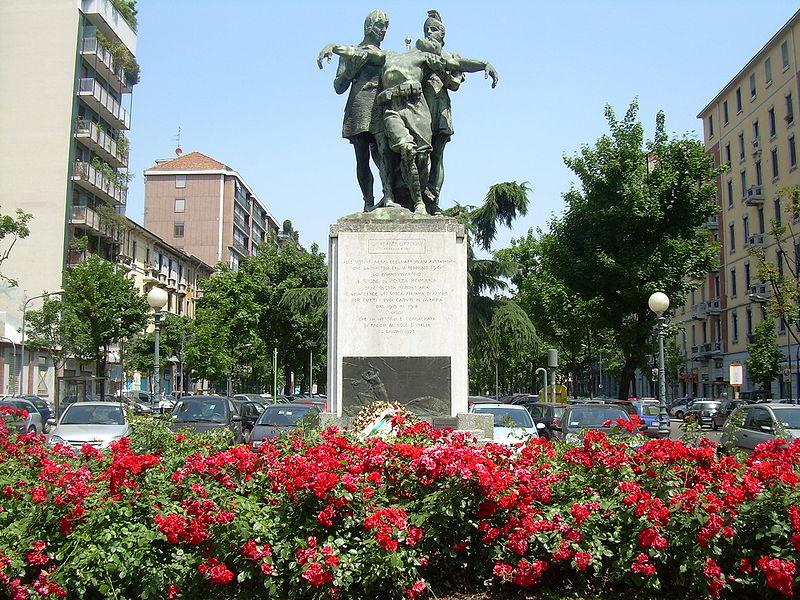 File:Monumento Tiraboschi Milano 09.JPG