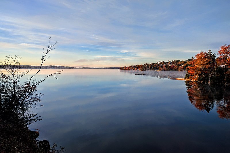 File:Porters Lake.jpg