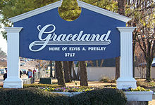 Graceland sign.jpg