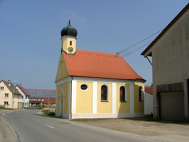 File:Marienkapelle Erlenmoos.jpg