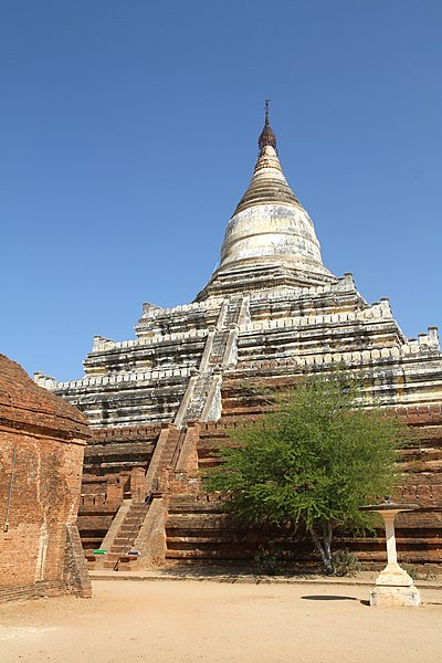 File:Shwesandaw Pagoda Bagan Myanmar.jpg