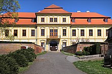 Svojšín, castle.jpg