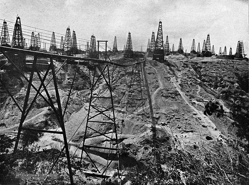 Файл:Yenangyaung oil wells.jpg