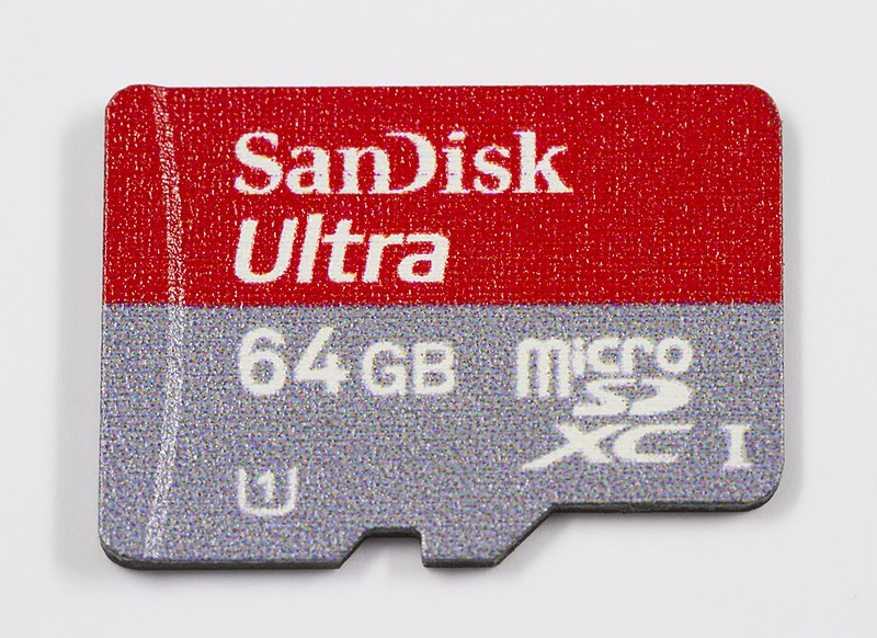 Archivo:Sandisk microSDXC 64GB Ultra.jpg