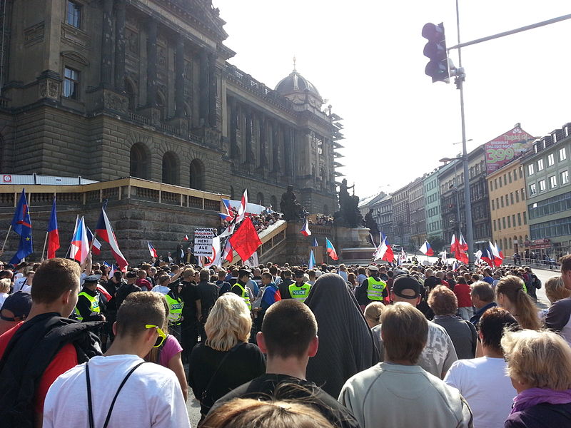 File:Anti-imigration-rally-Prague-Aug2015.jpg