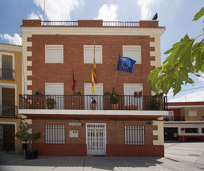 Archivo:Ayuntamiento de Albudeite.jpg