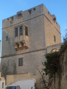 Captain Tower, Naxxar, Malta.png