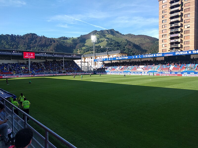 Archivo:Eibar1-0Lega20183.jpg