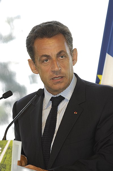 File:Nicolas Sarkozy MEDEF.jpg