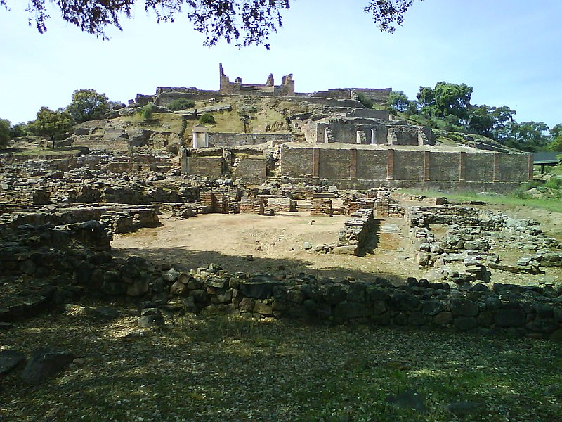 Archivo:Vista general munigua.JPG