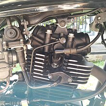 An air-cooled Kawasaki W175 Engine with 177cc displacement