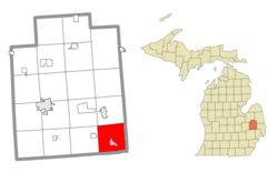 Location within Lapeer County (red) and the administered village of Almont (pink)