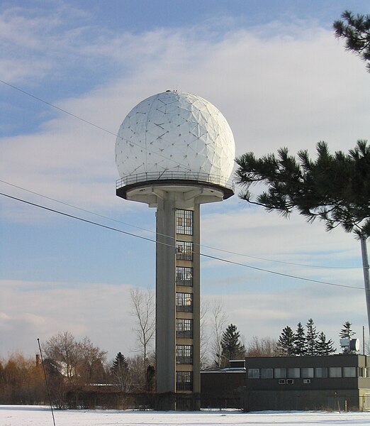 Archivo:Radar dome.jpg