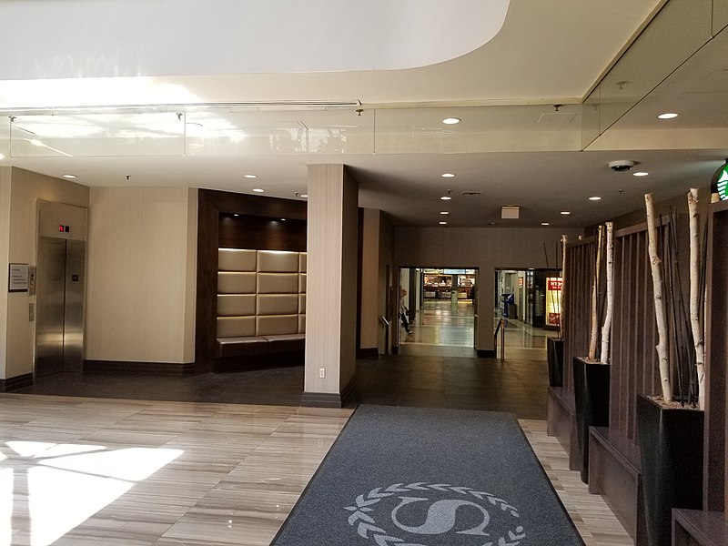 File:SheratonHamiltonLobby3.jpg