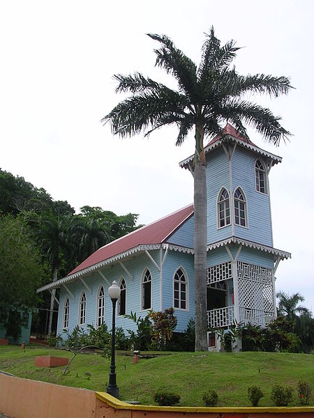 Archivo:Traditional Panamanian Building.jpg