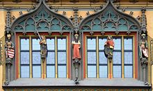 Ulm-Rathaus-KaiserFenster-061104.jpg