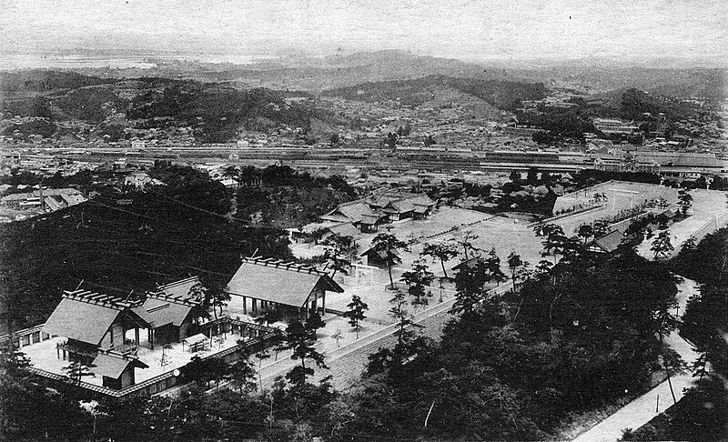 File:Chosen-Jingu-from-above.jpg