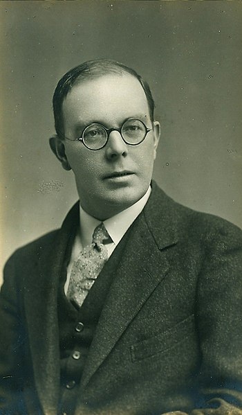 File:Cyril Burt 1930s.jpg