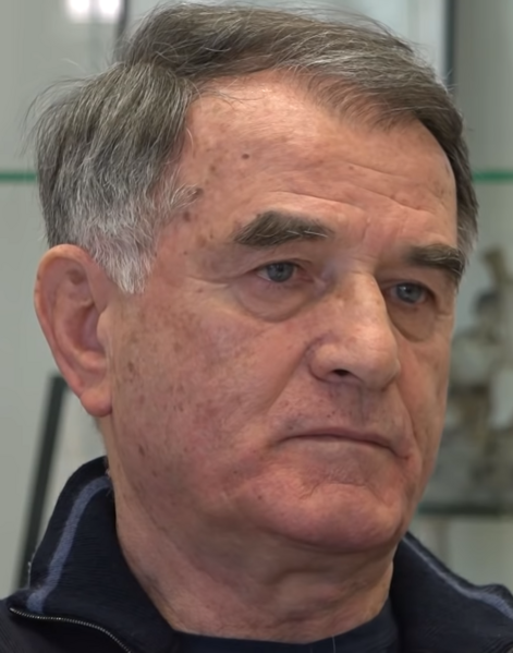 File:Dušan Bajević (cropped).png