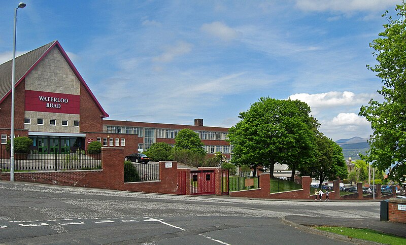 File:Greenock-Academy-2012-05-20-east.jpg