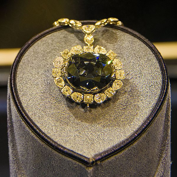 File:Hope Diamond Closeup.jpg