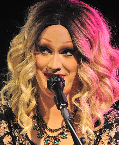 File:Jinkx Monsoon 08 (cropped).jpg