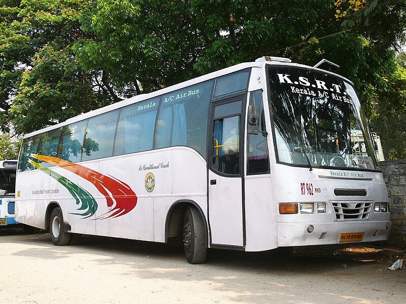 File:Ksrtc ac bus ernakulam.JPG