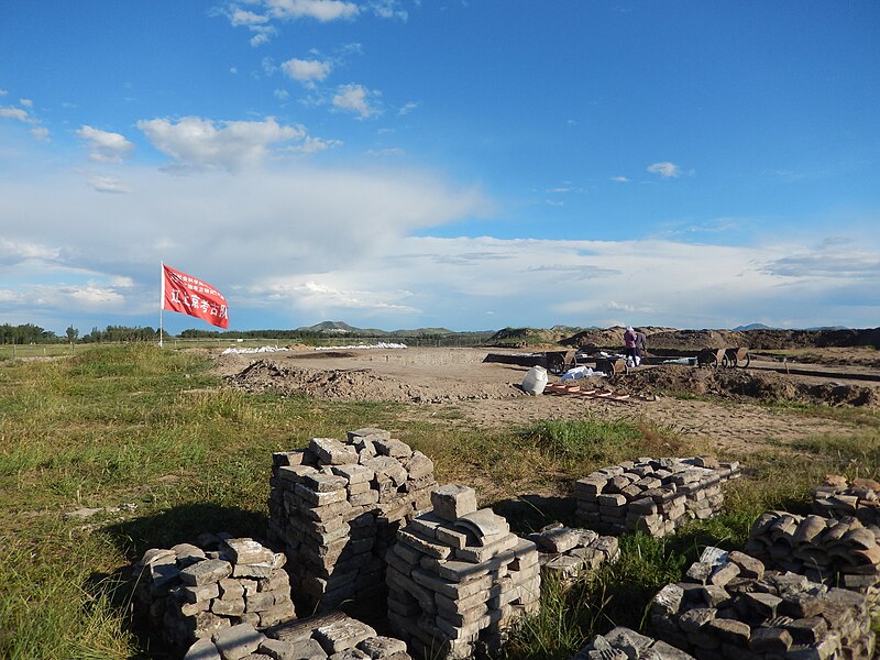 File:Liao Shangjing archaeology dig.jpg