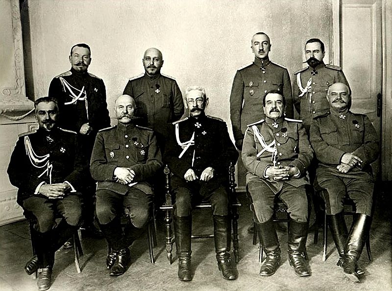 Файл:Russian generals WW1.jpg