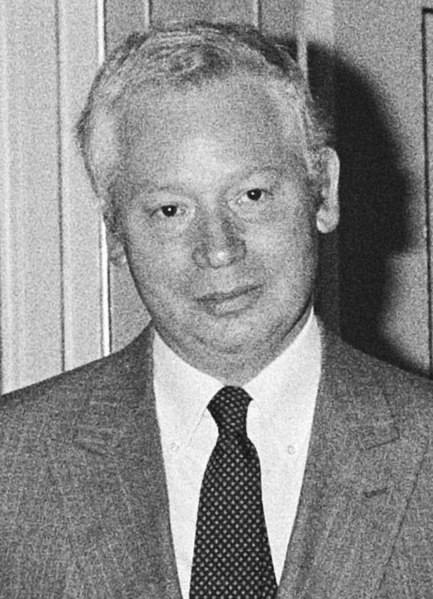 Archivo:Steven Weinberg 1983.jpg