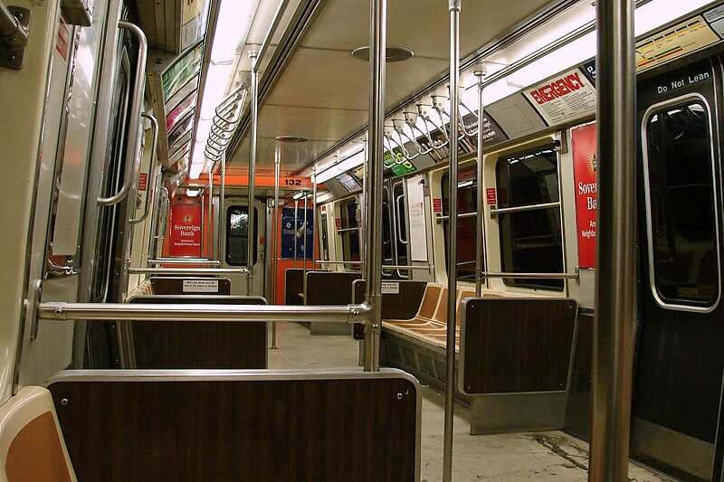 File:SubwayCar-0950.jpg