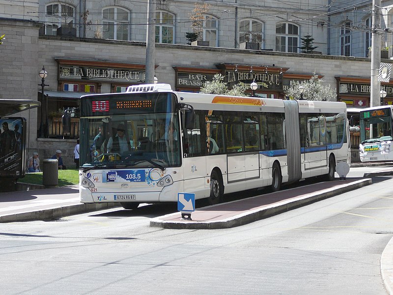 File:Bus ligne 10.JPG