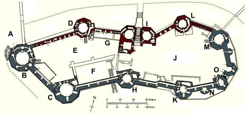 File:Caernarfon Castle plan labelled.png