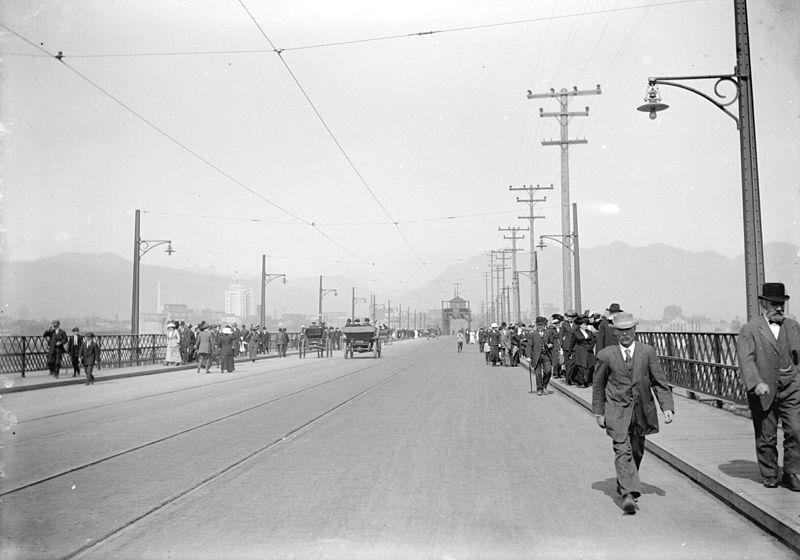 File:Connaught Bridge 1912.jpg