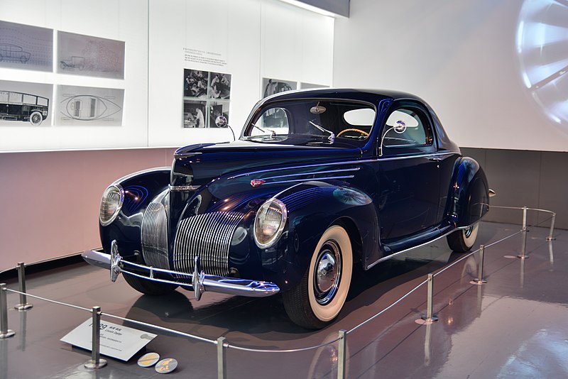 File:Lincoln Zephyr 1939.jpg