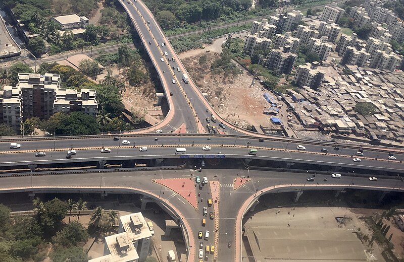 File:SCLR Double decker flyover.jpg