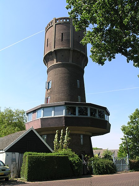 File:Strijen Watertoren 3628.JPG