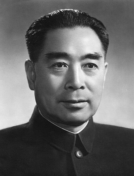 Archivo:Zhou Enlai portrait.jpg