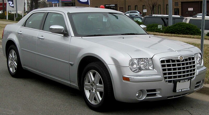 Файл:Chrysler 300C .jpg