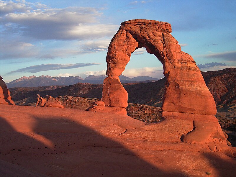 Archivo:Delicate arch sunset.jpg