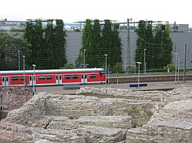 S8 behind the ruins of a roman theatre in Mainz