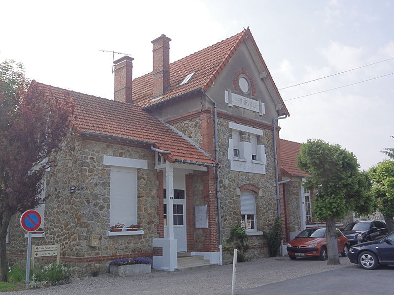 Файл:Menneville (Aisne) Mairie.JPG