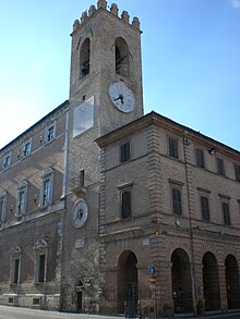 Osimo, Torre Civica.JPG