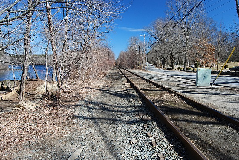 File:Railroad in Freetown.JPG