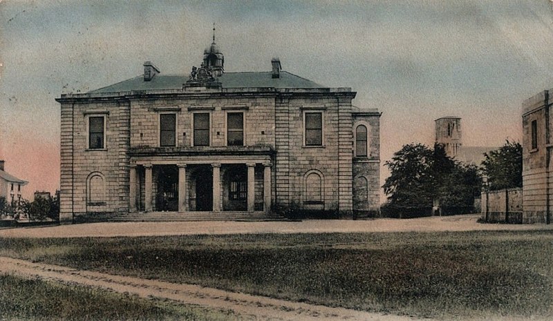 File:Roscommon Courthouse.jpeg