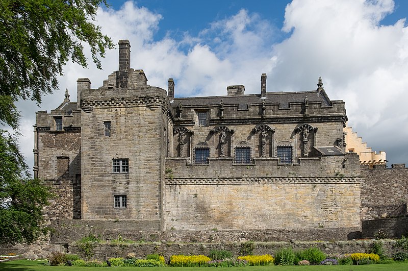 File:Stirling Castle Royal Palace.jpg