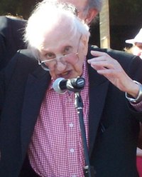 Terkel at a universal health care rally, 2007